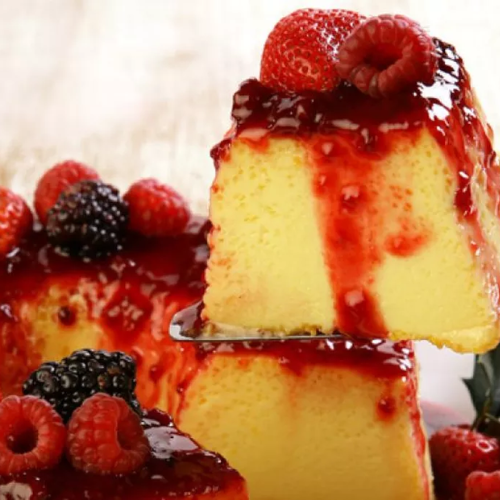 Pudim de Laranja com Calda de Frutas Vermelhas em Apenas 1 Hora e 20 Minutos