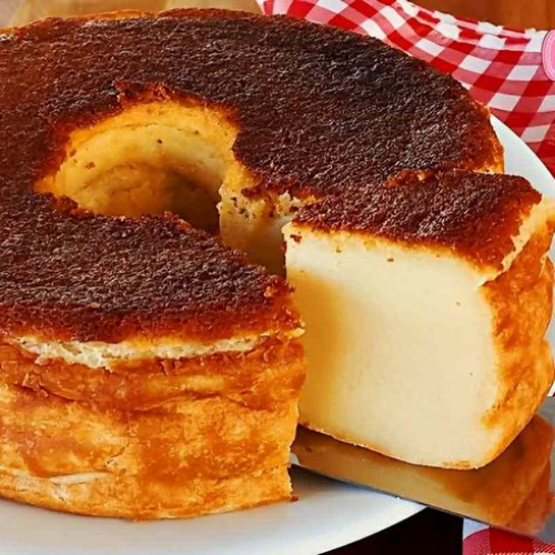7 Passos para o Bolo Molinho de Leite Mais Macio Pronto em Apenas 1 Hora e 10 Minutos