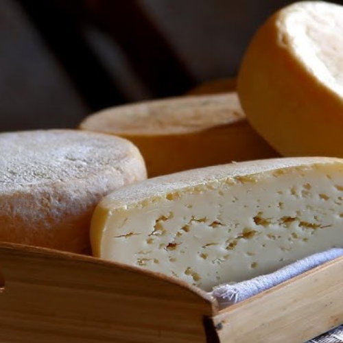 Queijo Colonial Caseiro: Receita Tradicional e Deliciosa em 30 Minutos!