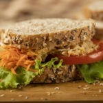 Sanduíche Natural Saudável: Receita Rápida e Nutritiva em 10 Minutos!