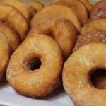 Rosquinha Frita Crocante Caseira: Pronta em 30 Minutos com Toque Especial Nestlé!