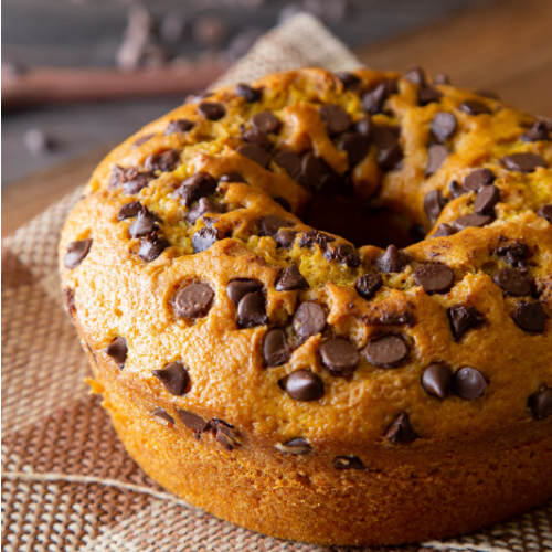Bolo com Gotas de Chocolate Nestlé – Fácil e Delicioso em 40 Minutos!