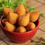 Massa para Coxinha Caseira Perfeita em 30 Minutos – Receita Simples e Irresistível!
