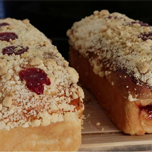 Cuca Caseira em 30 Minutos: Receita Simples e Irresistível