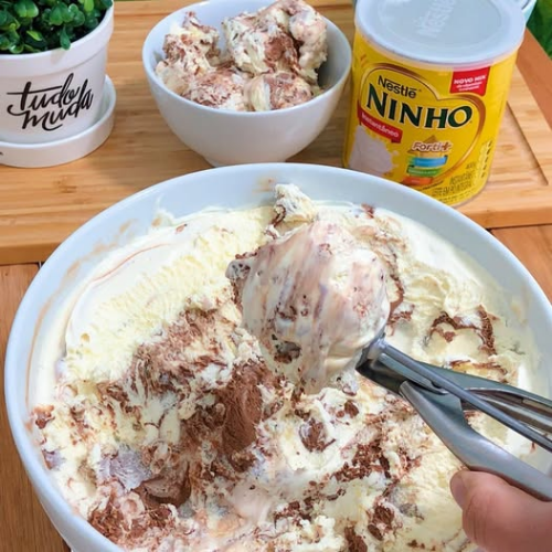 Sorvete de Leite Ninho Trufado em 30 Minutos: Uma Explosão de Sabor!