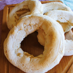 Rosca de Polvilho Crocante em 40 Minutos com Piracanjuba