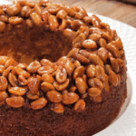 Bolo Pé de Moleque Crocante em 50 Minutos com Nestlé