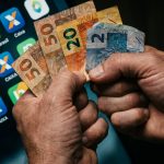 Renda Extra Rápida: 7 Estratégias Urgentes para Sair do Aperto